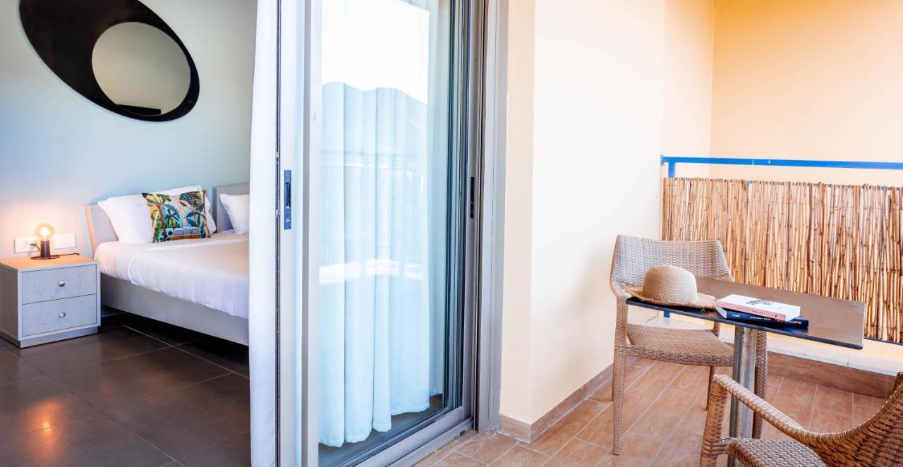 Almogim Suites Eilat Hotel (Adults Only) 外观 照片