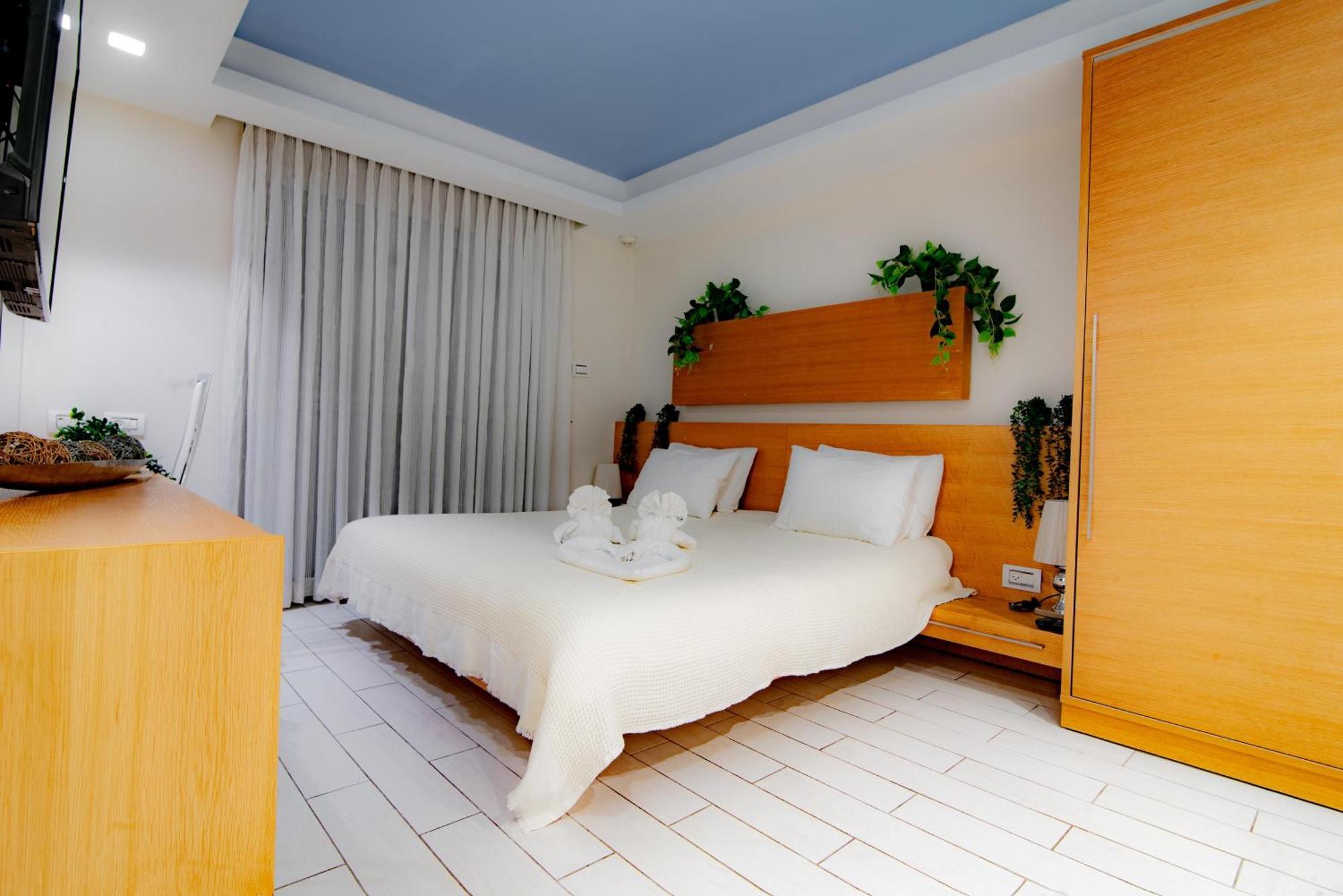 Almogim Suites Eilat Hotel (Adults Only) 外观 照片